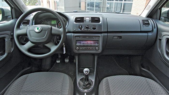 Η Fabia ξεχωρίζει για την εργονομία και τους πολλούς αποθηκευτικούς χώρους.